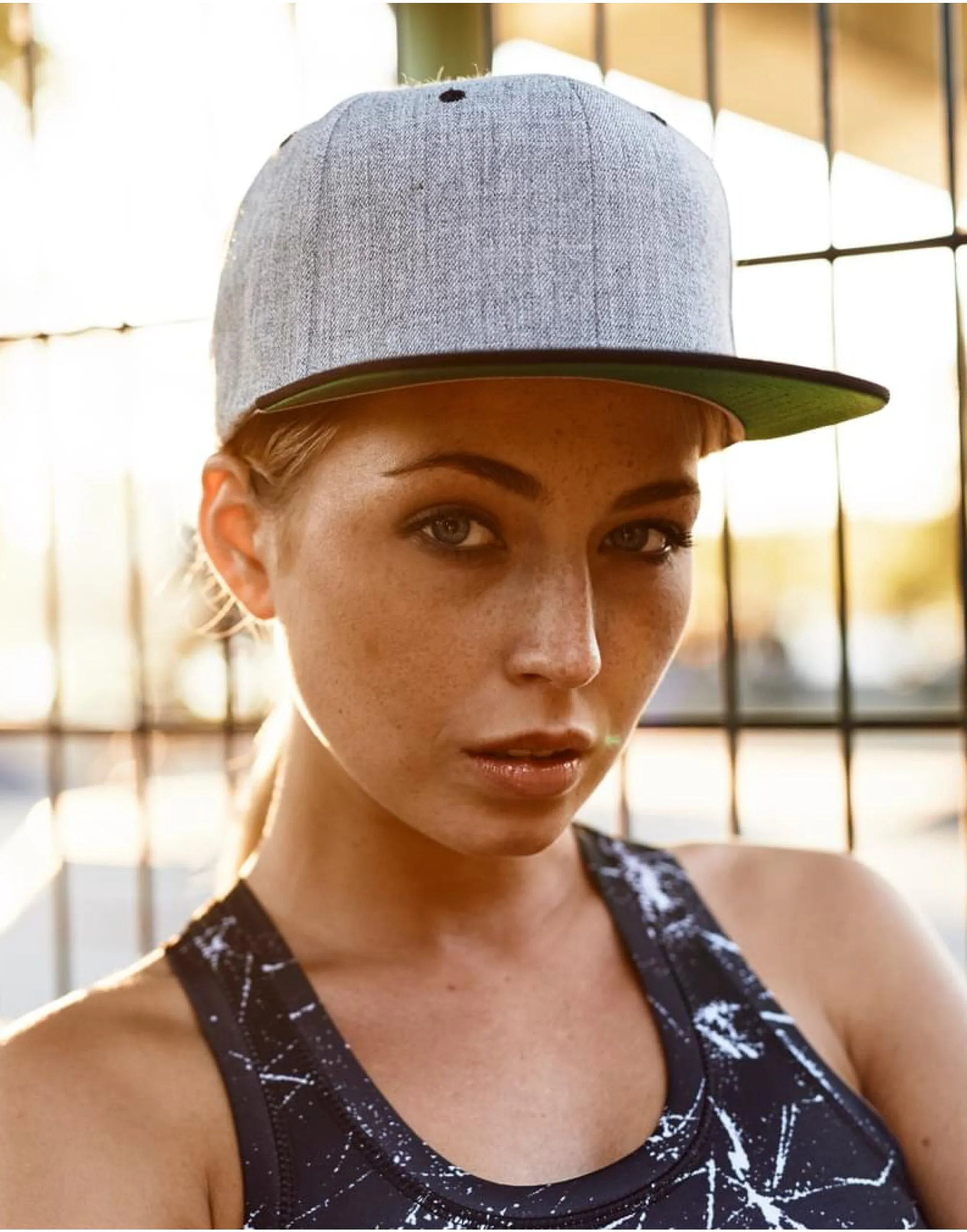 6089MT Flexfit Two Tone Classic Snapback Cap