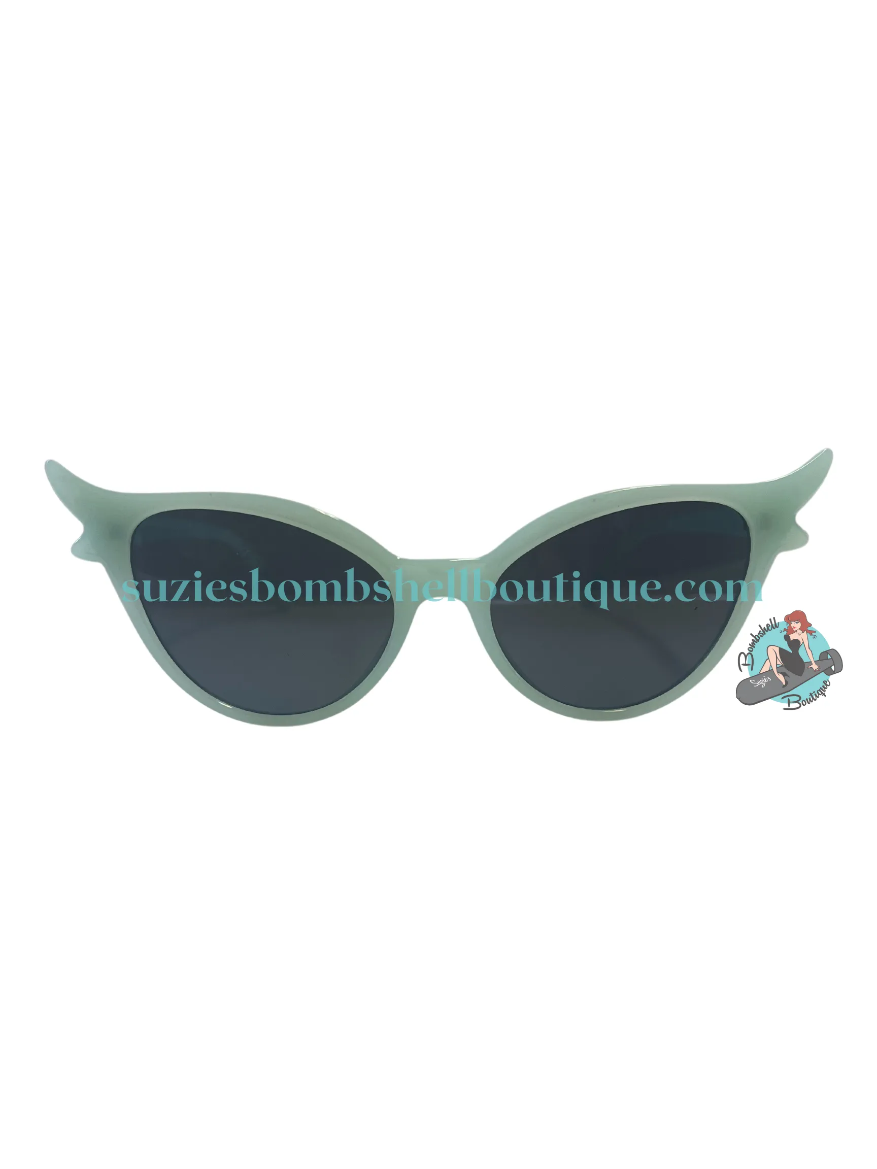 Bombshell Shades - Winged Sunglasses