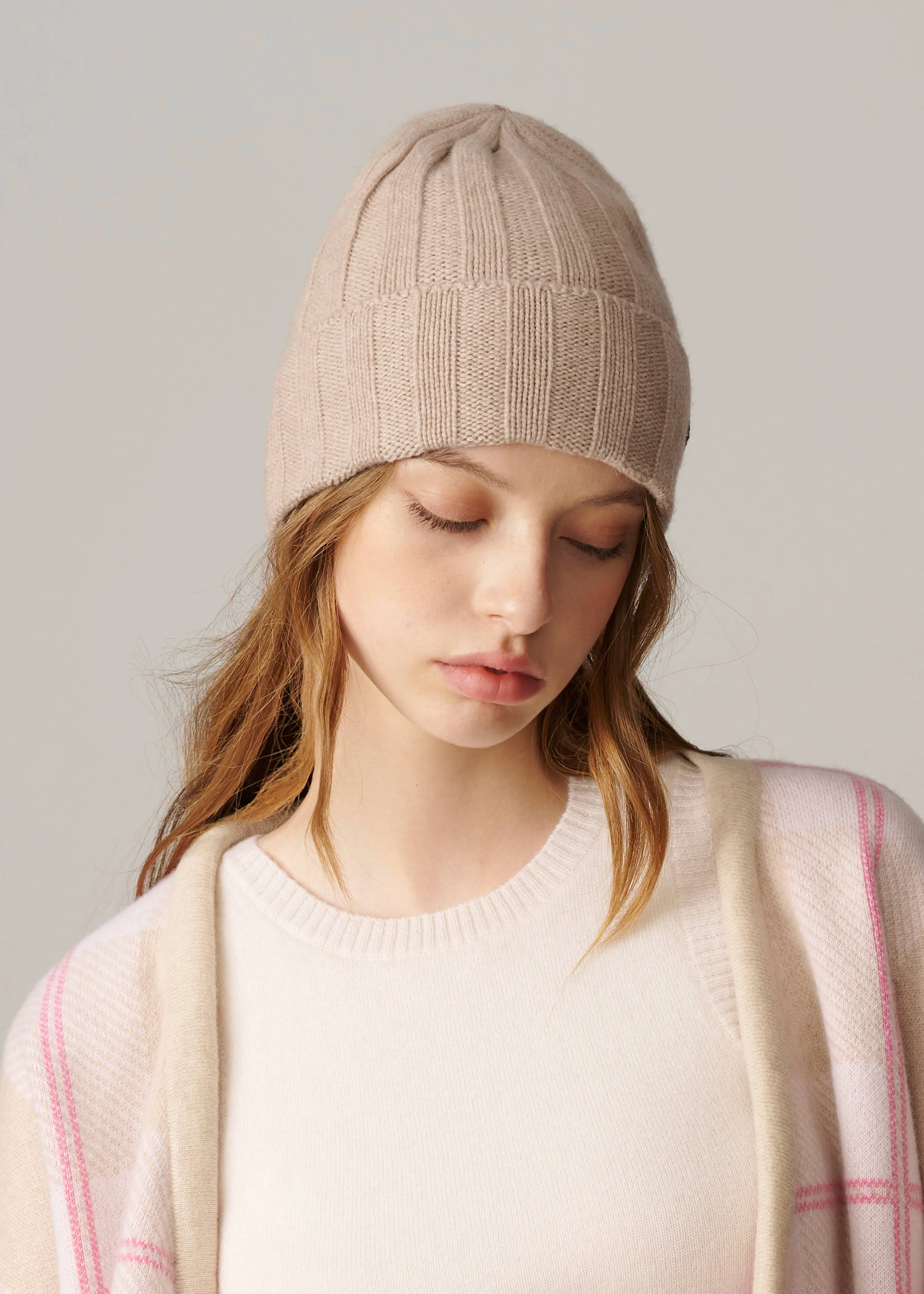 Cashmere Rib Knit Beanie - Sand