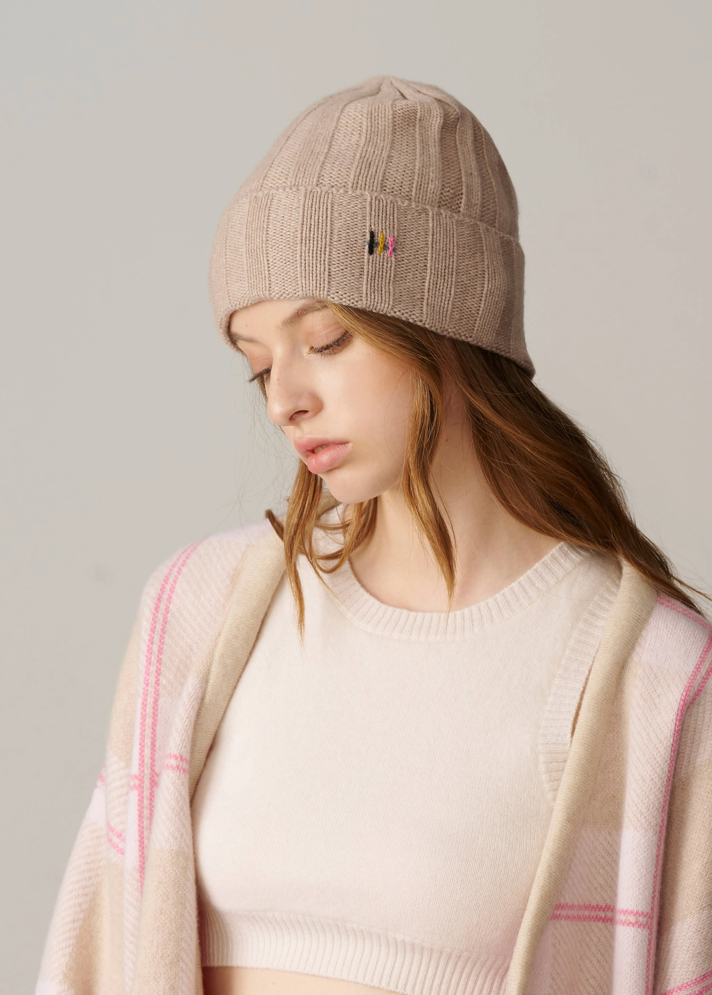 Cashmere Rib Knit Beanie - Sand
