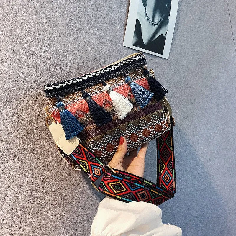 Christmas Gift Women's Bag New Crossbody Chain Bag Harajuku Ethnic Style Canvas Tassel Bucket bags for women