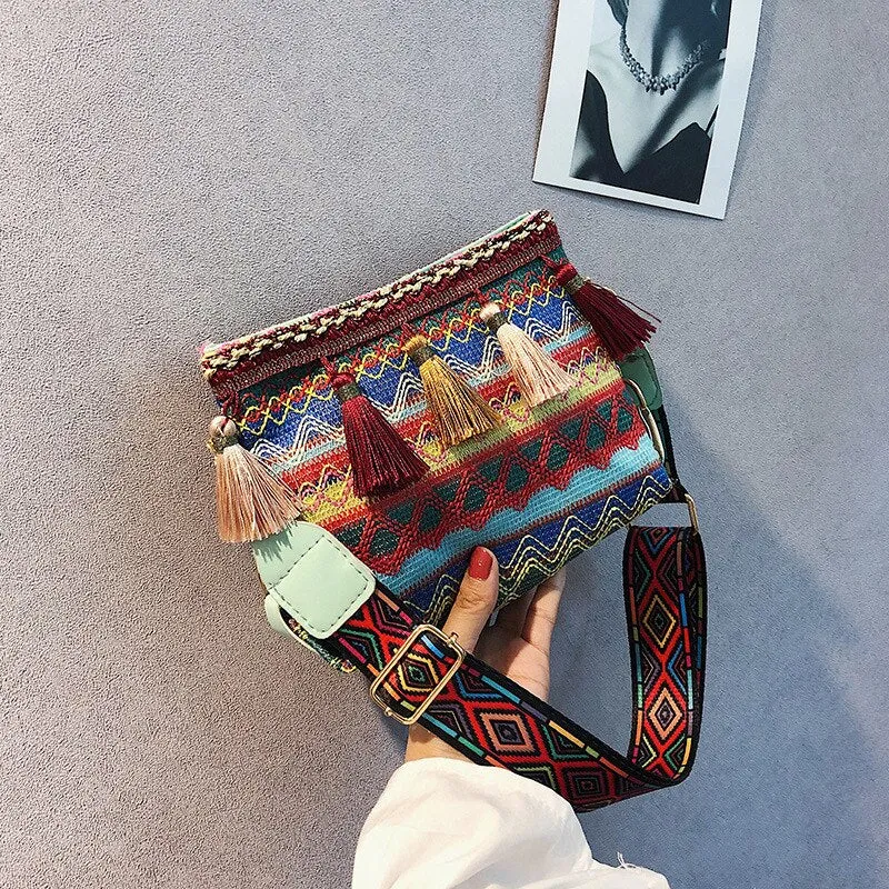 Christmas Gift Women's Bag New Crossbody Chain Bag Harajuku Ethnic Style Canvas Tassel Bucket bags for women
