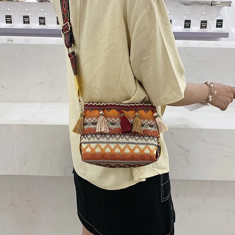 Christmas Gift Women's Bag New Crossbody Chain Bag Harajuku Ethnic Style Canvas Tassel Bucket bags for women