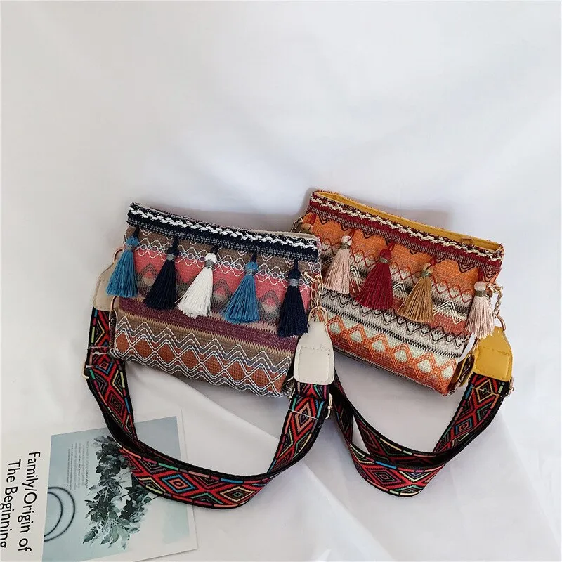 Christmas Gift Women's Bag New Crossbody Chain Bag Harajuku Ethnic Style Canvas Tassel Bucket bags for women