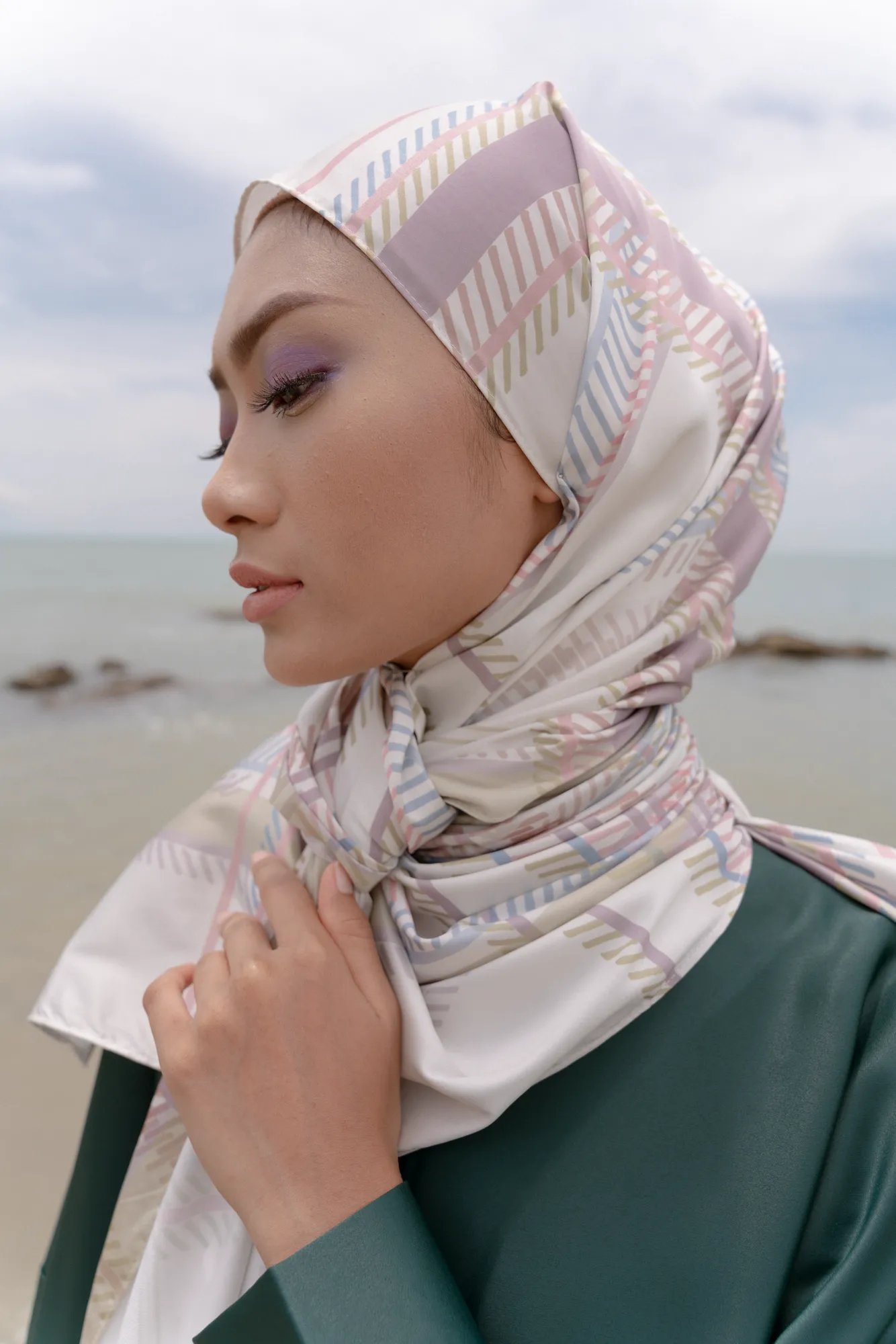 Maharani Shawl in Beige