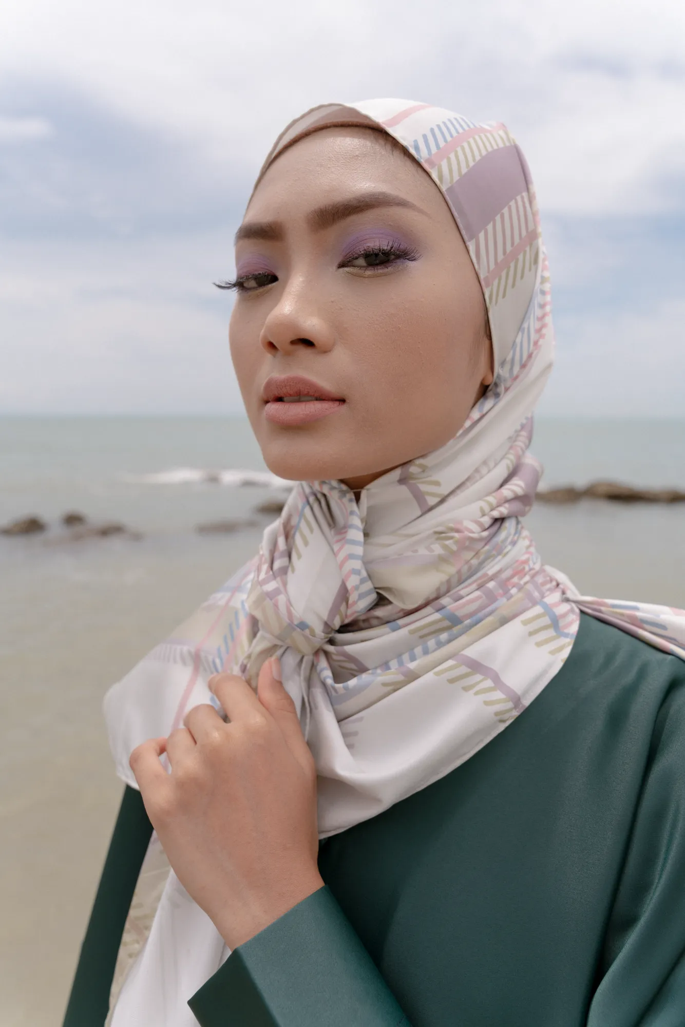 Maharani Shawl in Beige